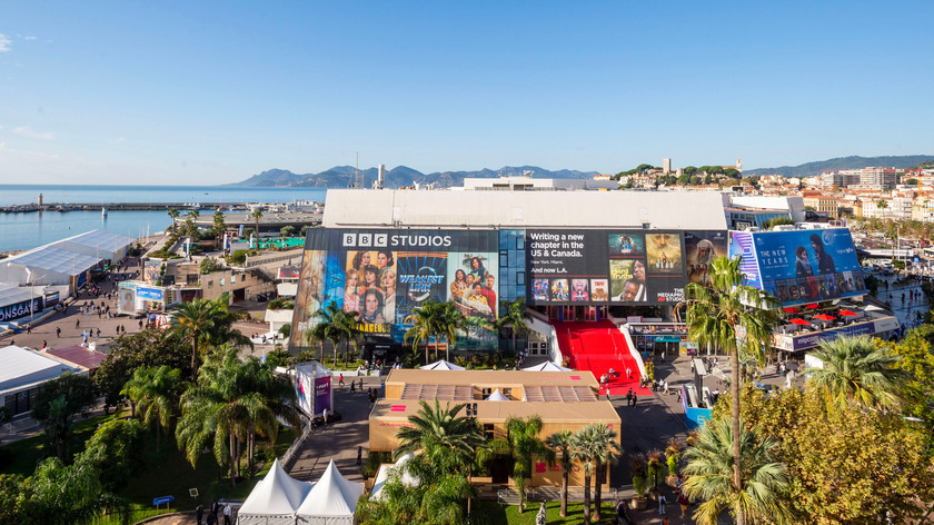 Foto. Oversiktsbilde av festivalområdet i Cannes.
